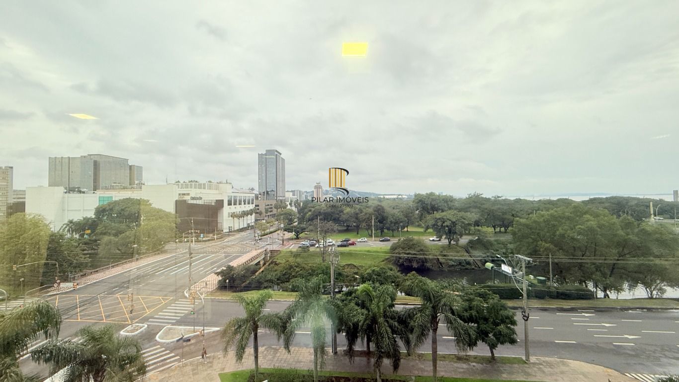 Apartamento 1 dormitório com vaga coberta à venda no bairro Praia de Belas