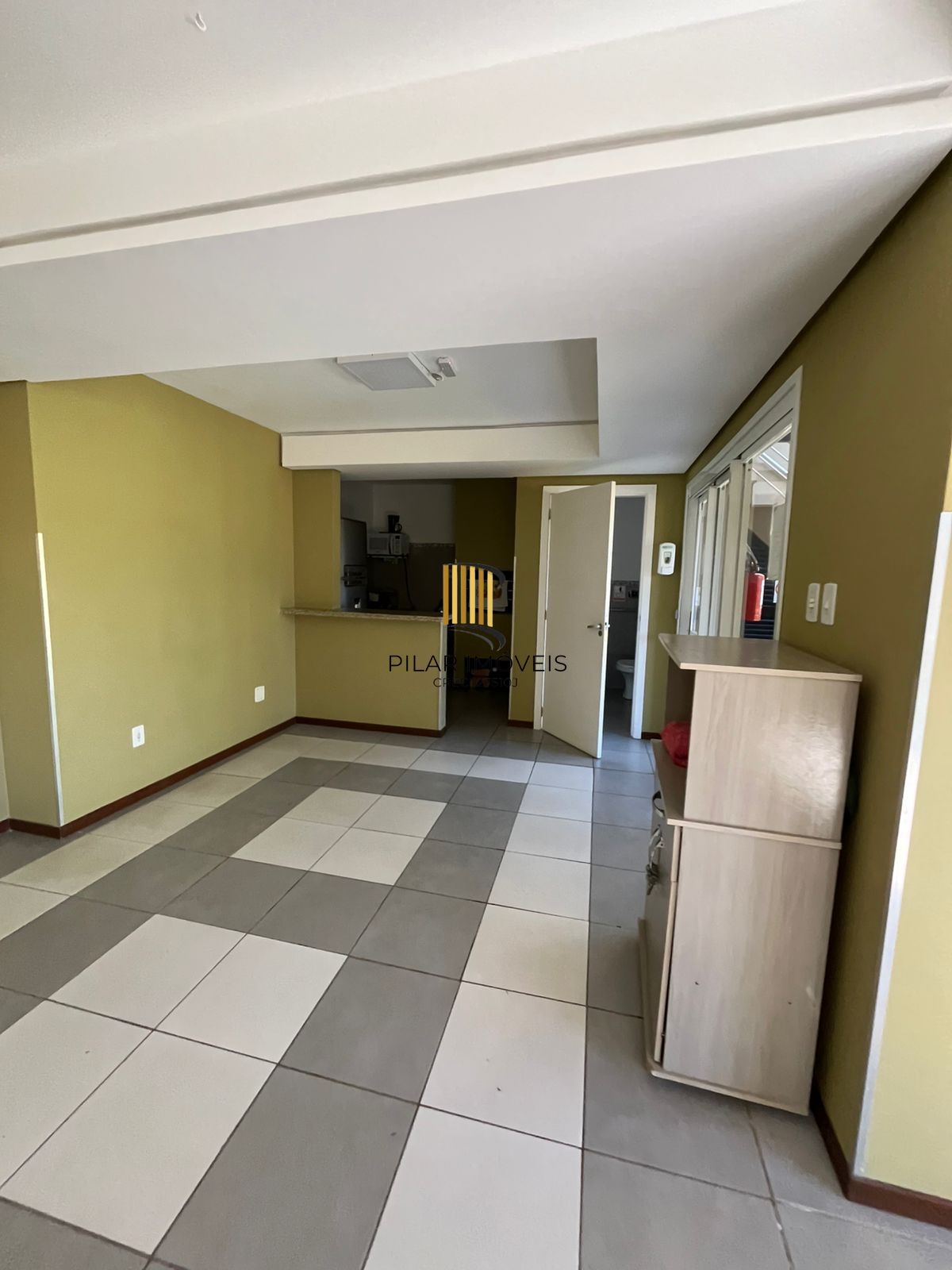Apartamento térreo 2 dormitórios mobiliado I Bairro Ipanema