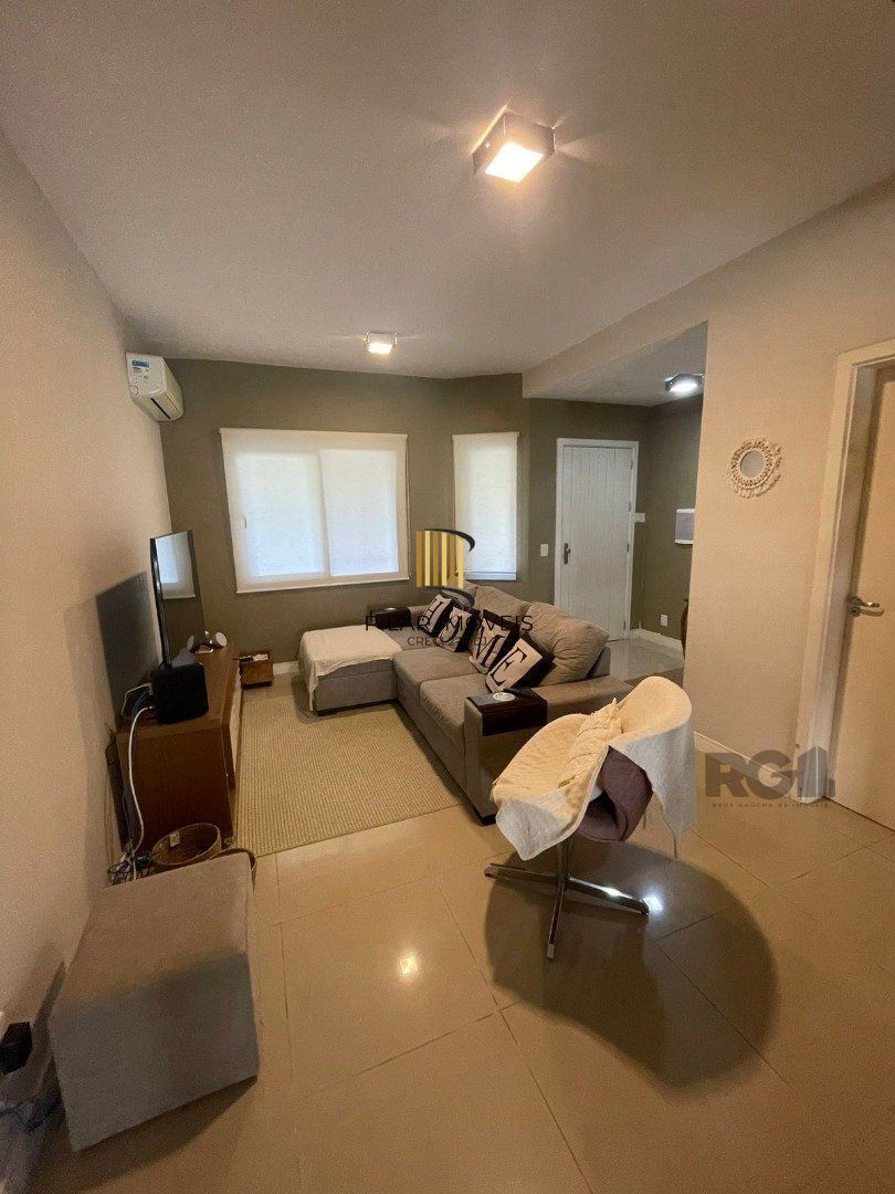 Casa 3 dormitórios no bairro Espírito Santo