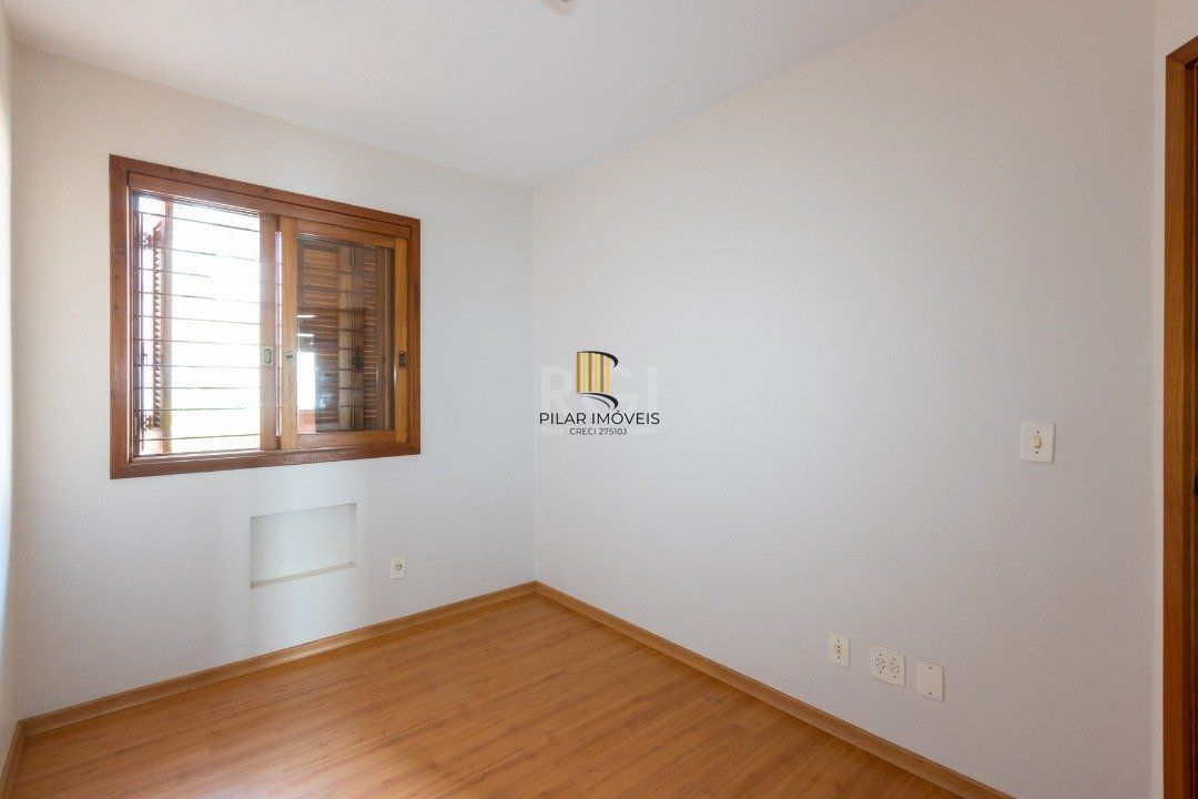 Casa para Venda - 178m², 3 quartos, 1 suite, 2 vagas - Jardim Isabel
