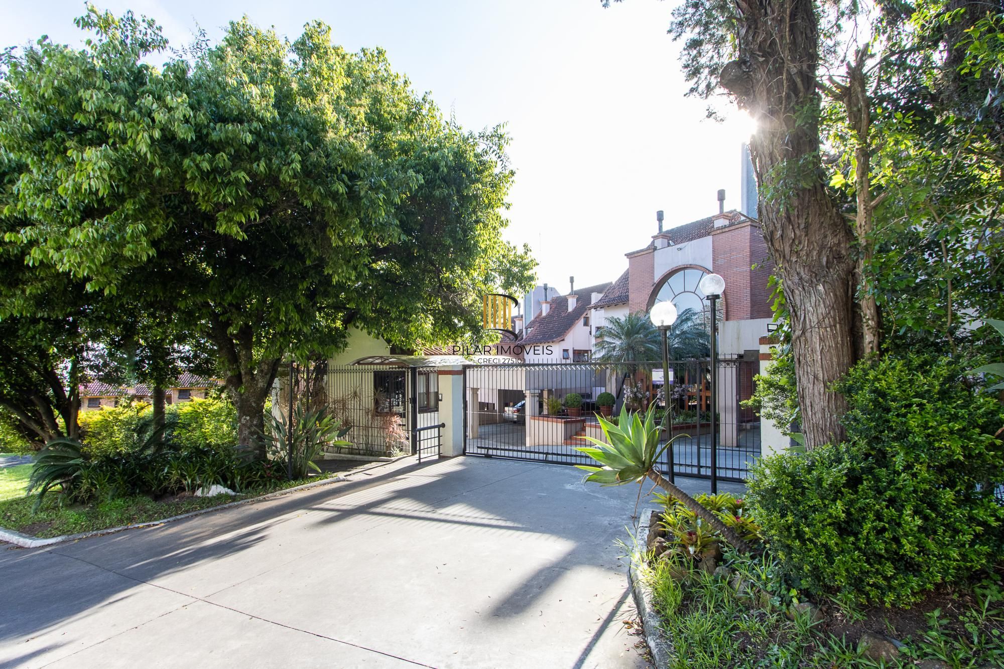 Apartamento bairro Cavalhada com 03 dormitórios, gabinete e 2 vagas 134,35m2 privativos!