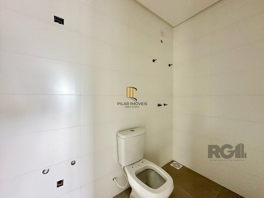 APARTAMENTO À VENDA COM VISTA LIBERADA 