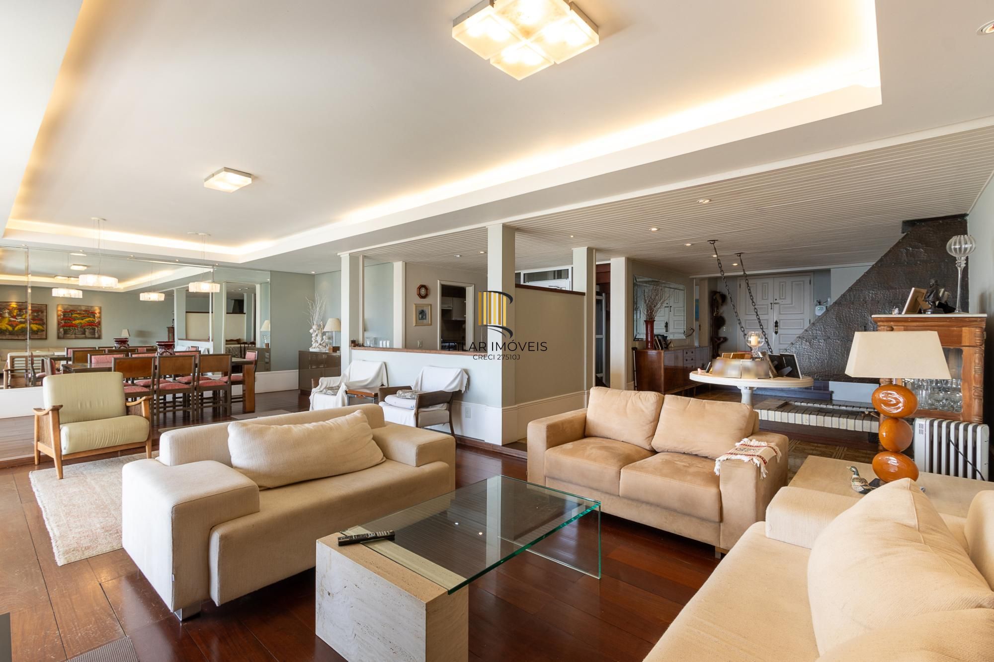 Residência em endereço nobre na Vila Assunção, com vista privilegiada para o Guaíba e clubes náuticos!