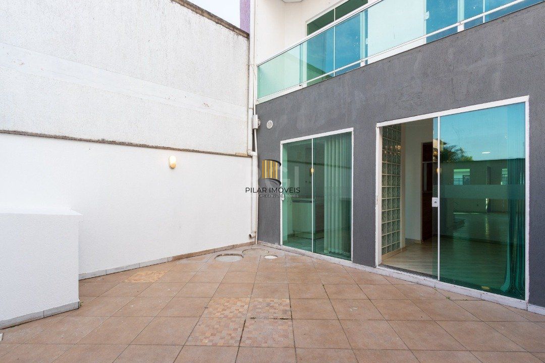 Casa para Venda - 178.4m², 3 dormitórios, sendo 1 suites, 2 vagas - Hípica