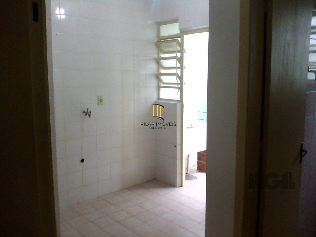 Kitnet 1 dormitório no bairro Sarandi