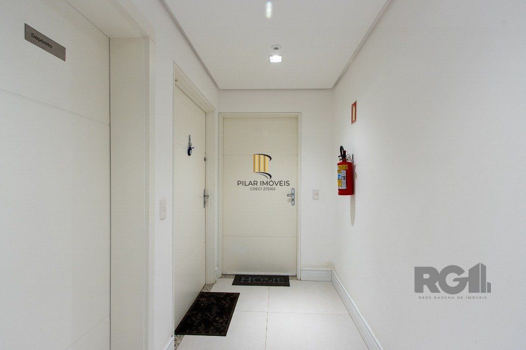 Apartamento para Venda - 457.17m², 3 dormitórios, sendo 1 suites, 4 vagas - Tristeza