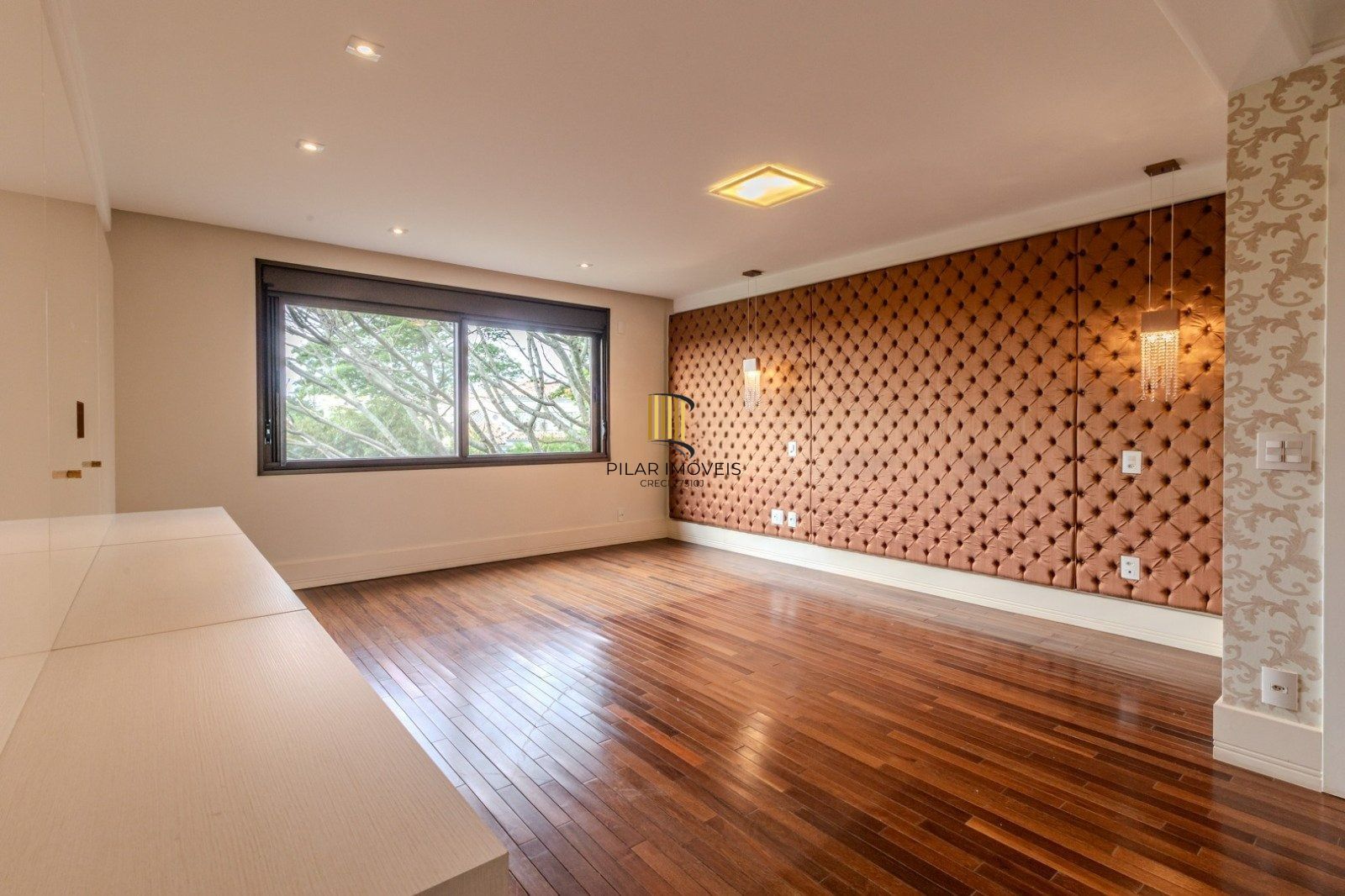Alto Padrão no TERRAZAS: 4 Suítes, 312m² e Vista Incrível para a Natureza