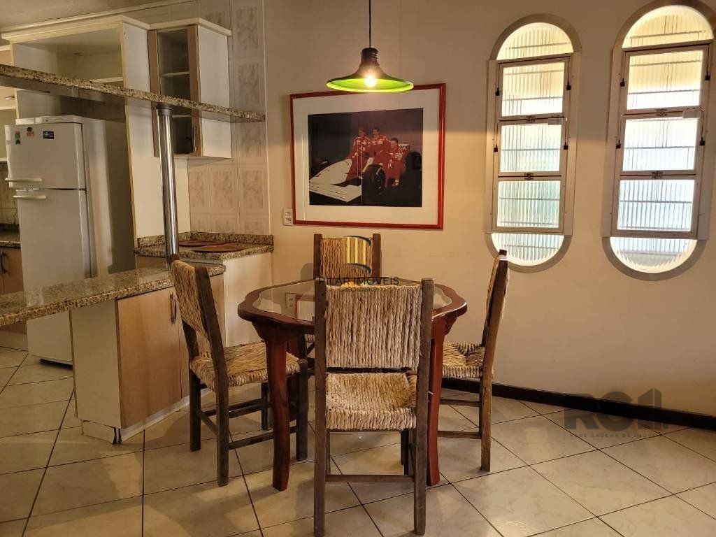 Casa 3 dormitórios no bairro Atlântida
