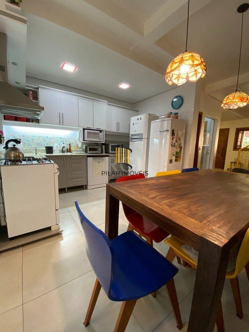 Casa Condominio para Venda - 220.89m², 3 dormitórios, sendo 1 suites, 2 vagas - Tristeza