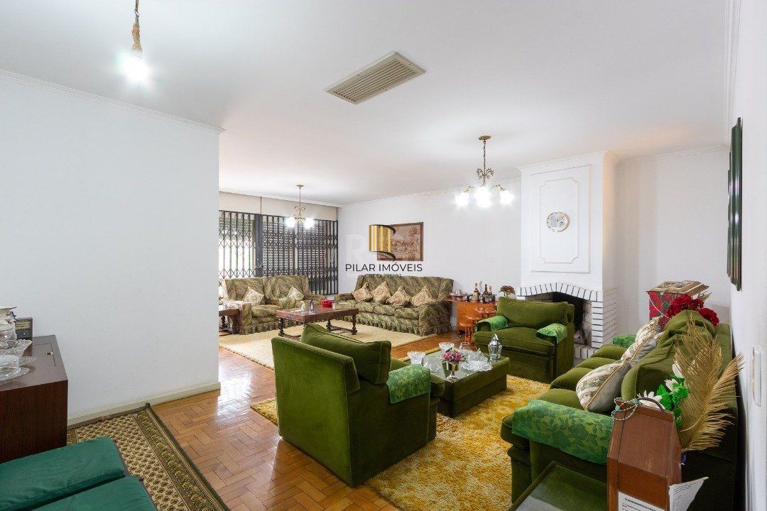 Casa para Venda - 280m², 4 dormitórios, sendo 1 suites, 3 vagas - Vila Assunção