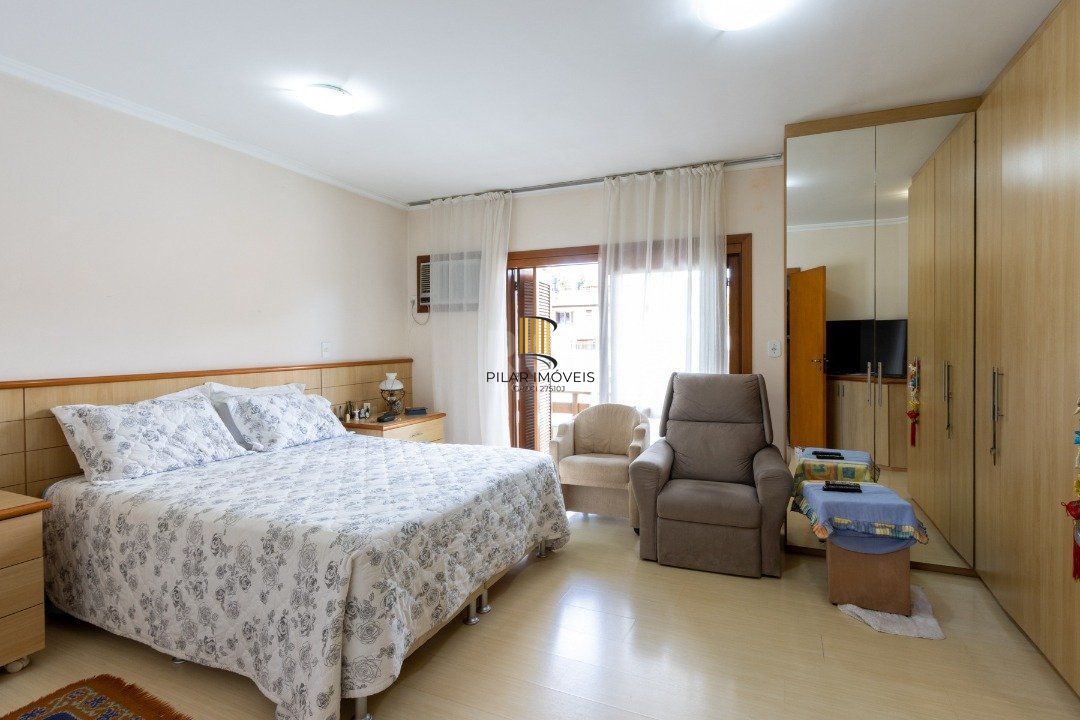 Casa de Condomínio 3 dormitórios no bairro Jardim Isabel