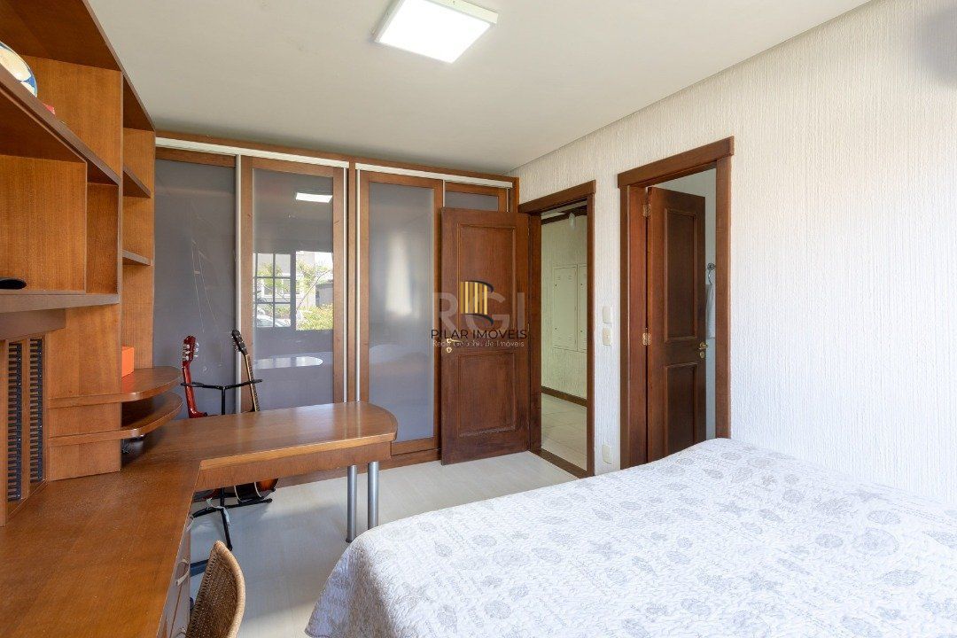 Casa Condominio para Venda - 352.91m², 4 dormitórios, sendo 4 suites, 4 vagas - Terra Ville