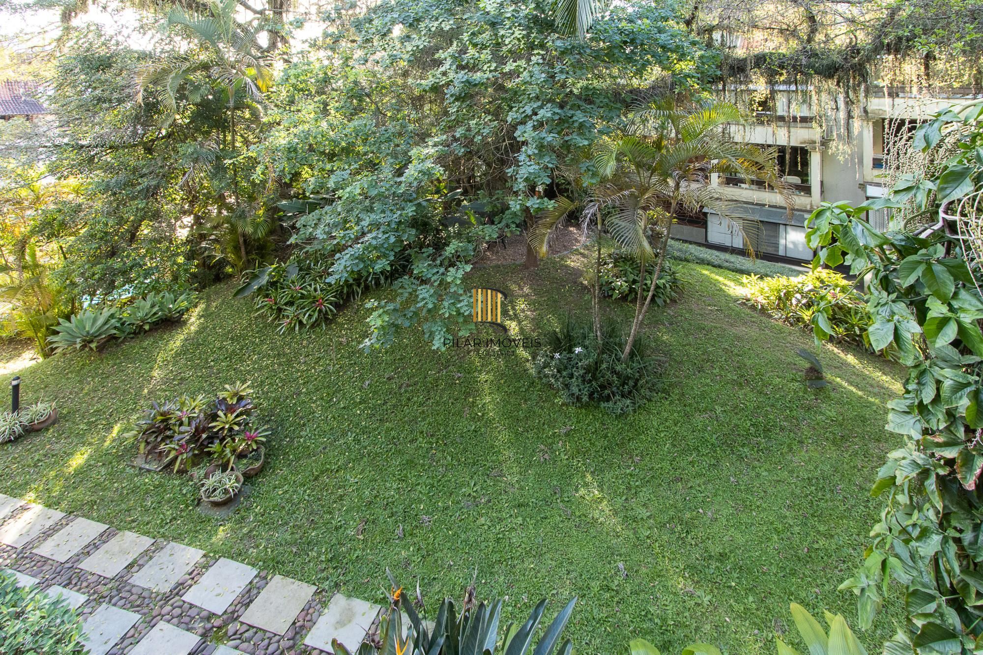 Apartamento bairro Cavalhada com 03 dormitórios, gabinete e 2 vagas 134,35m2 privativos!