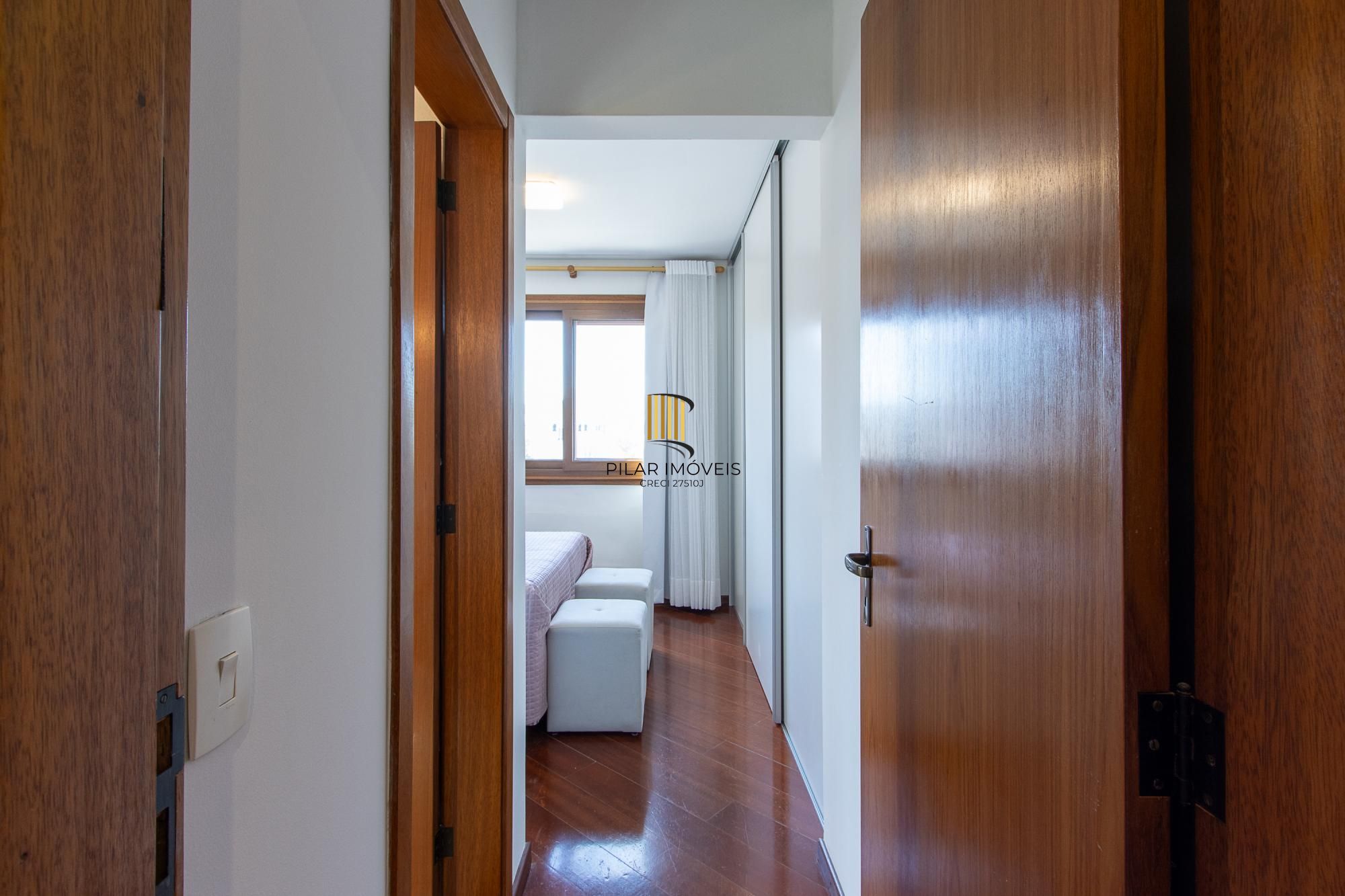 Cobertura 2 dormitórios no bairro Menino Deus