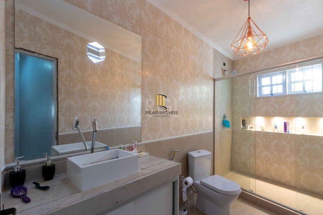 Casa para Venda - 120m², 4 dormitórios, sendo 1 suites, 3 vagas - Serraria