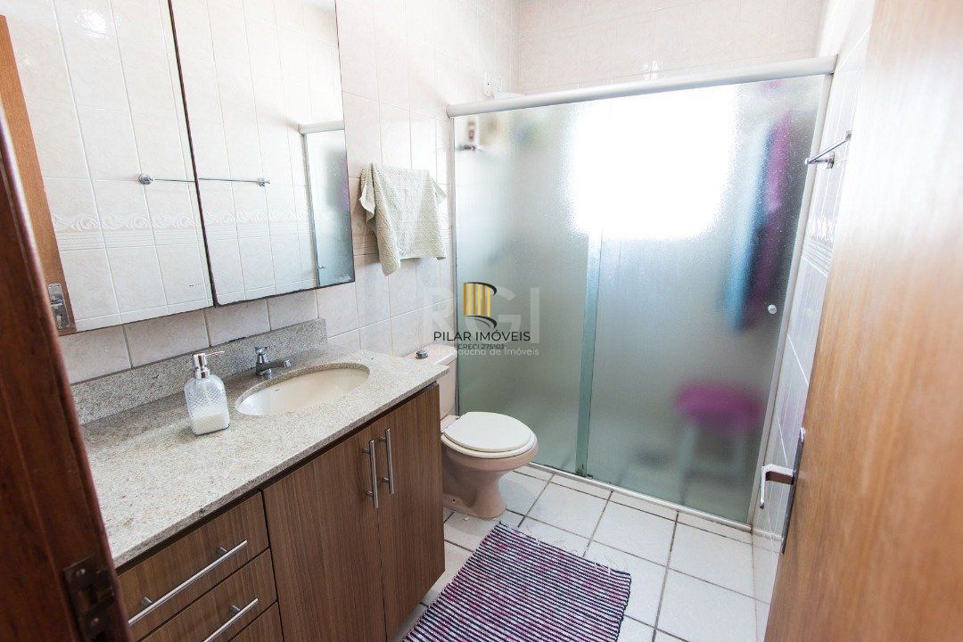 Casa para Venda - 211m², 3 dormitórios, 3 vagas - Vila Nova