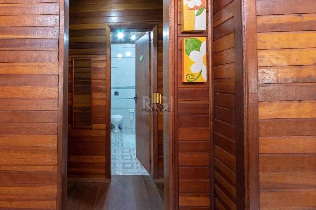 Casa para Venda - 54m², 2 dormitórios, 4 vagas - Cristal