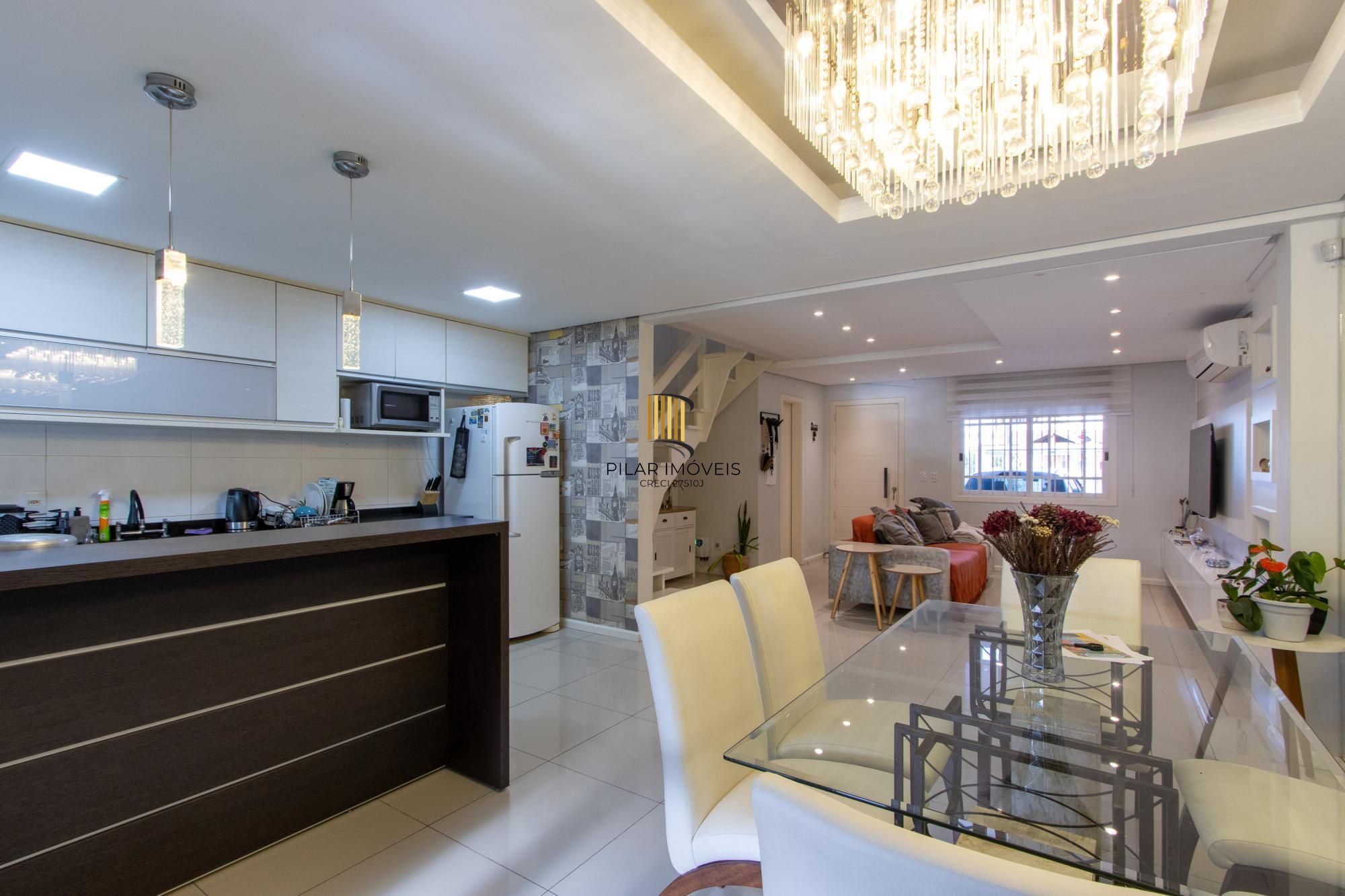 Casa sobrado, 3 quartos, 1 suite, 3 banheiros, 3 vagas em Ipanema