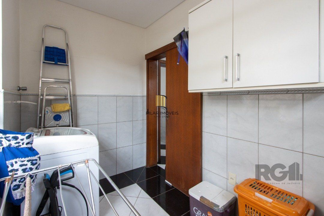 Casa para Venda - 126.89m², 3 dormitórios, 5 vagas - Azenha