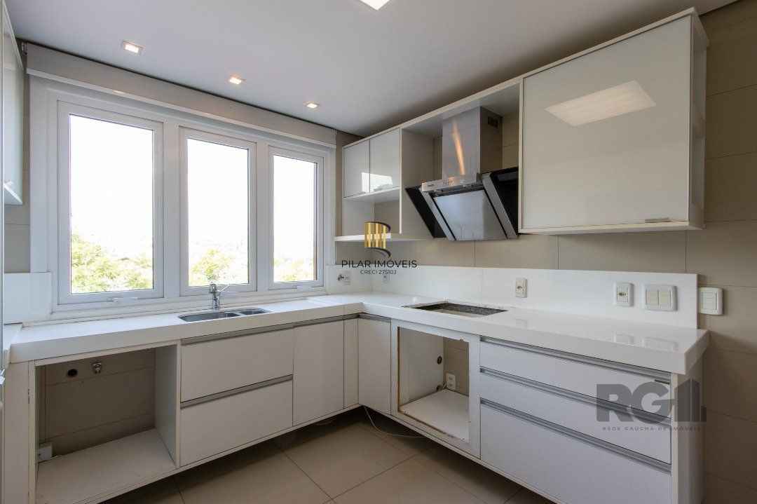 Casa Condominio para Venda - 384.33m², 3 dormitórios, sendo 1 suites, 3 vagas - Cristal