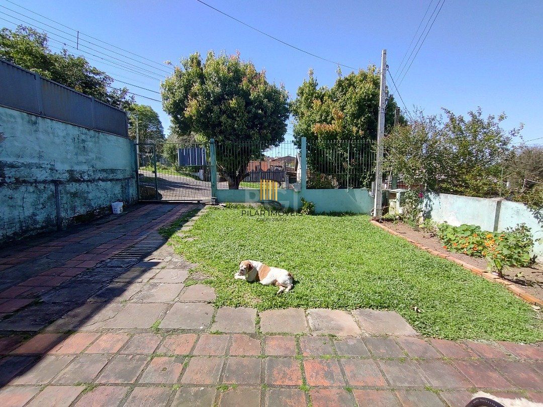 Casa para Venda - 100m², 3 dormitórios, 2 vagas - Lomba do Pinheiro