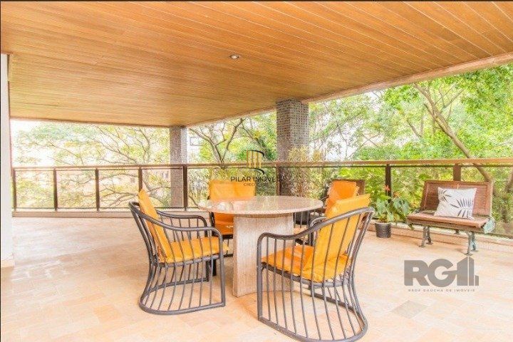 Cobertura no Moinhos de Vento, com 579m² privativos