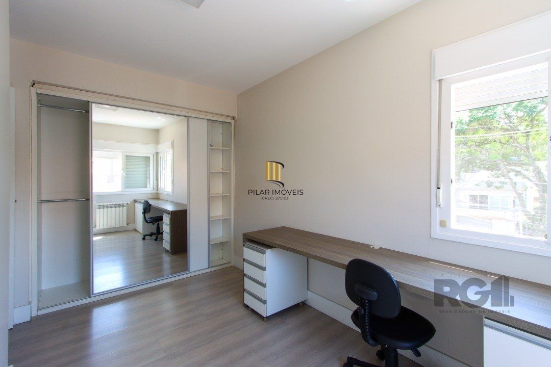 Casa Condominio para Venda - 233m², 3 dormitórios, sendo 1 suites, 2 vagas - Vila Assunção