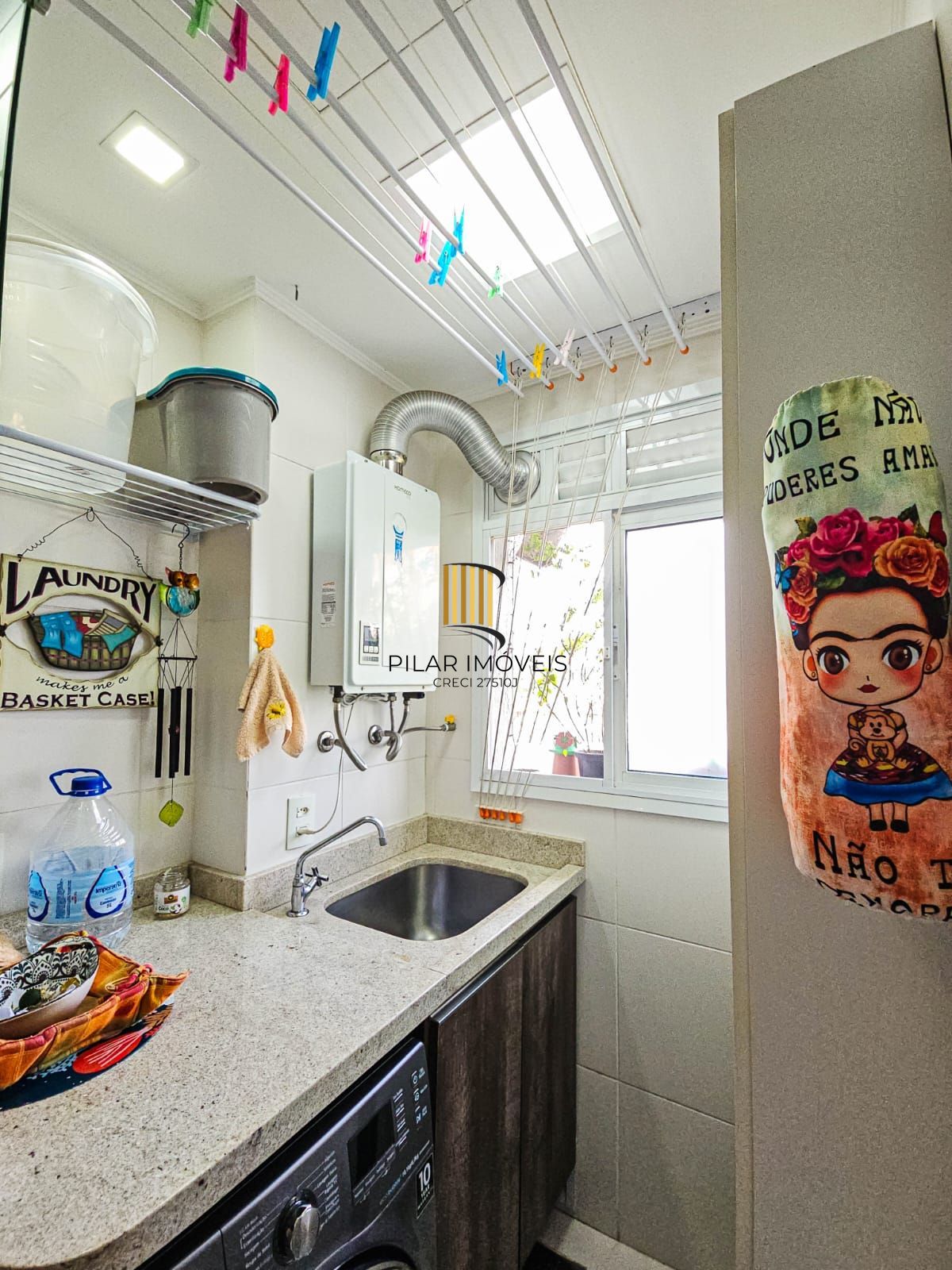 Excelente apartamento com dois sendo suite , duas vagas ,semi mobiliado