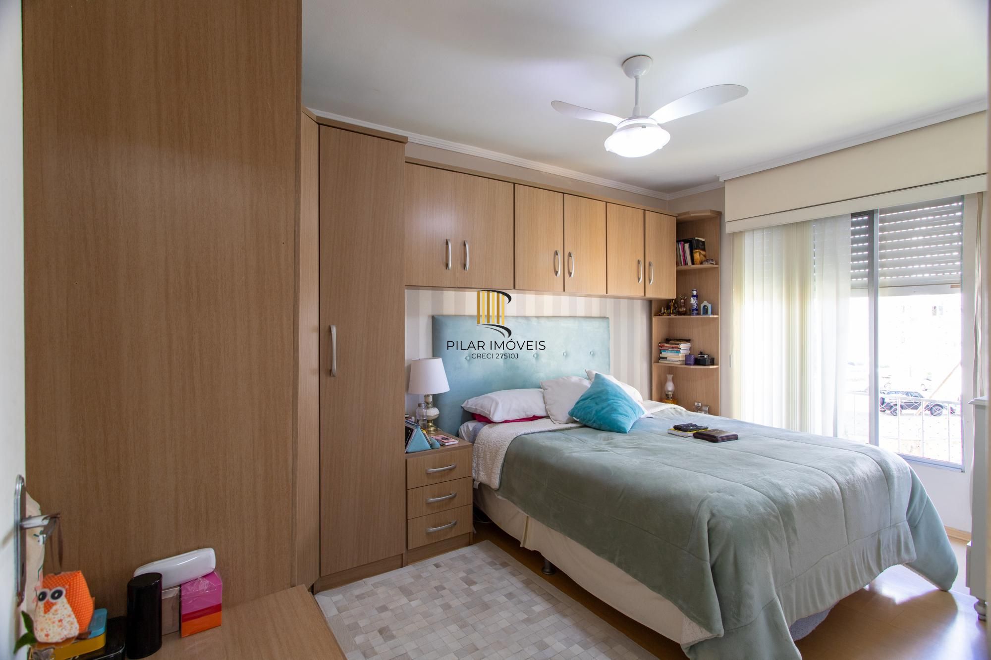 Excelente Apartamento 2 Dormitórios na Av. Wenceslau Escobar
