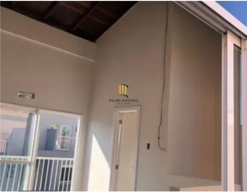 CASA EM CONDOMÍNIO COM  3 DORRMITÓRIOS