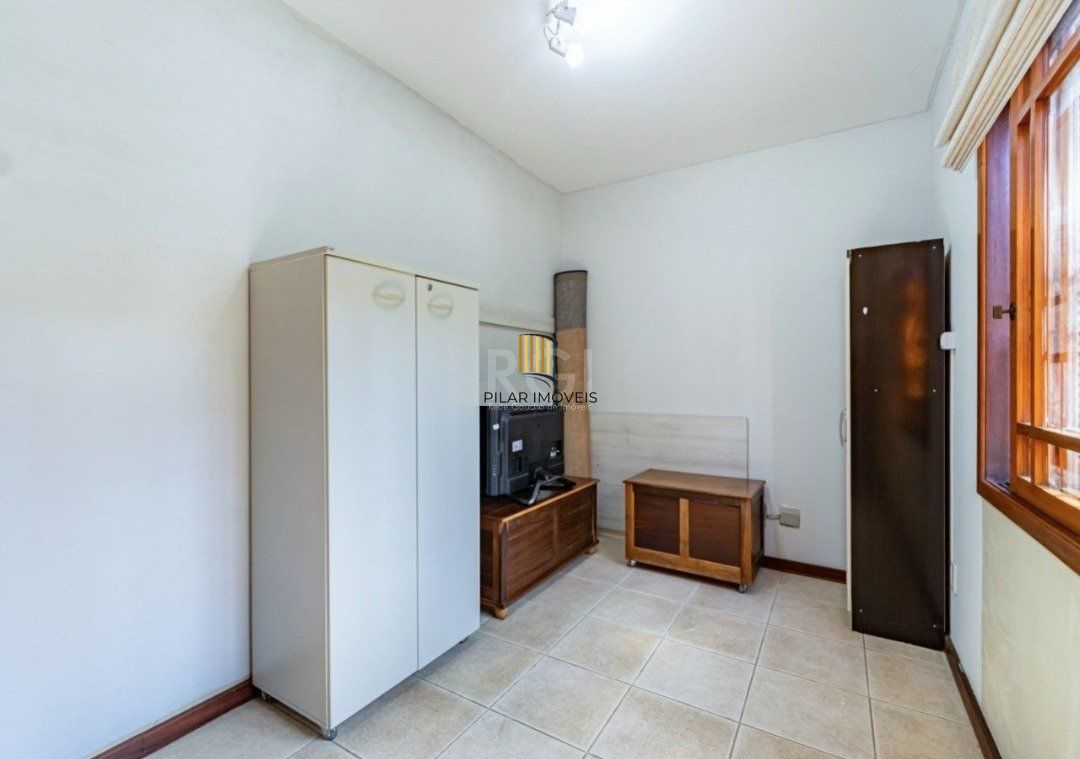 Casa para Venda - 255m², 3 dormitórios, sendo 1 suites, 3 vagas - Ipanema