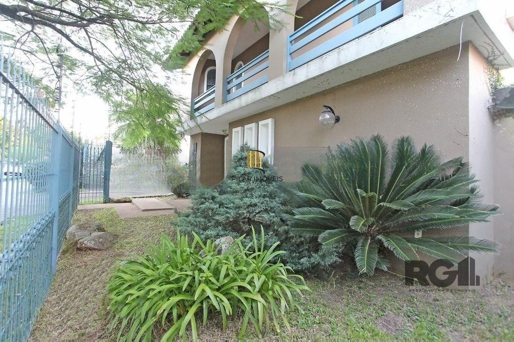 Casa 4 dormitórios no bairro Jardim Itu