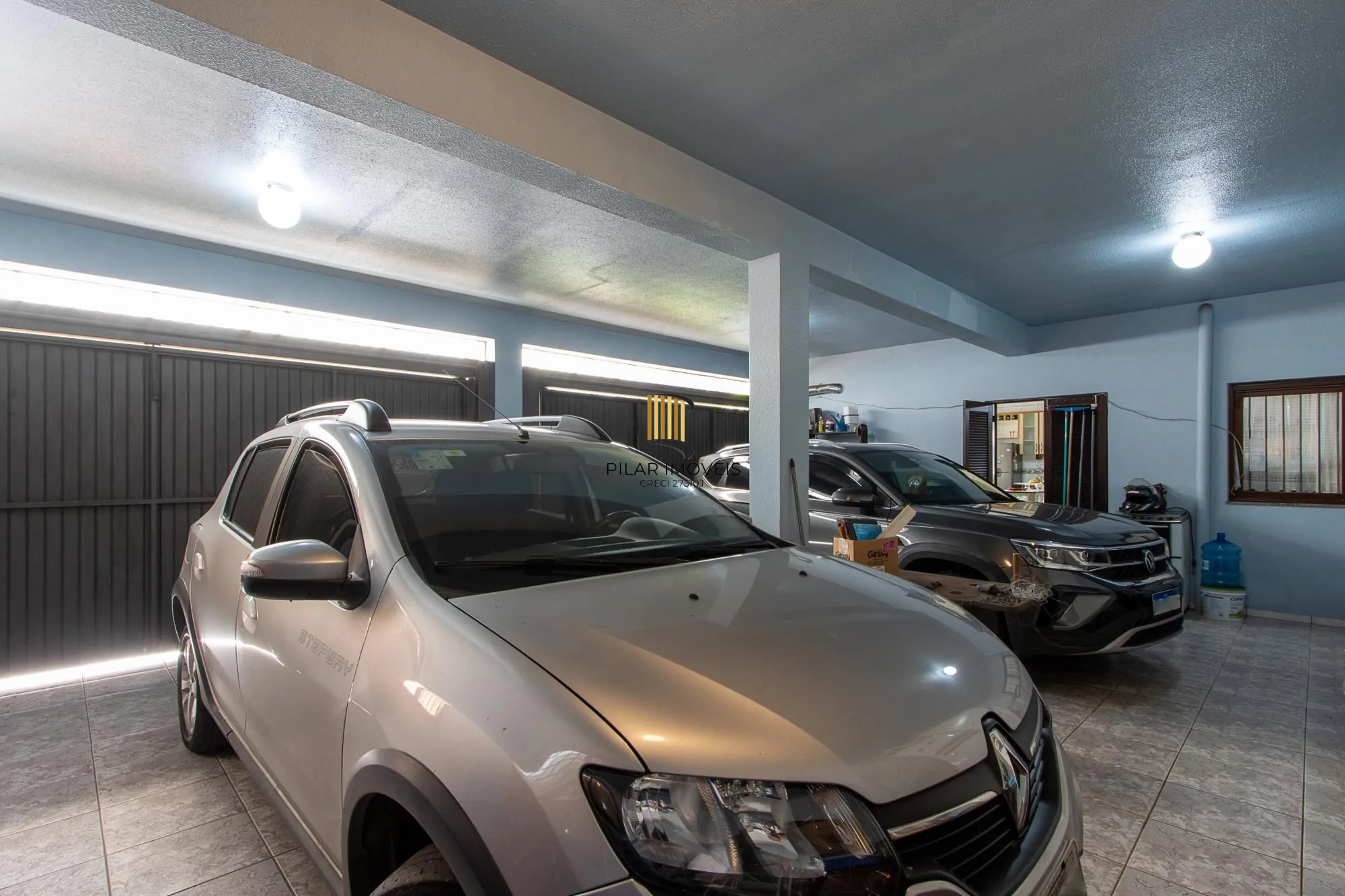 Casa Residencial ou Comercial, com 3 quartos (1 suite), 229m² privativos - Bairro Tristeza