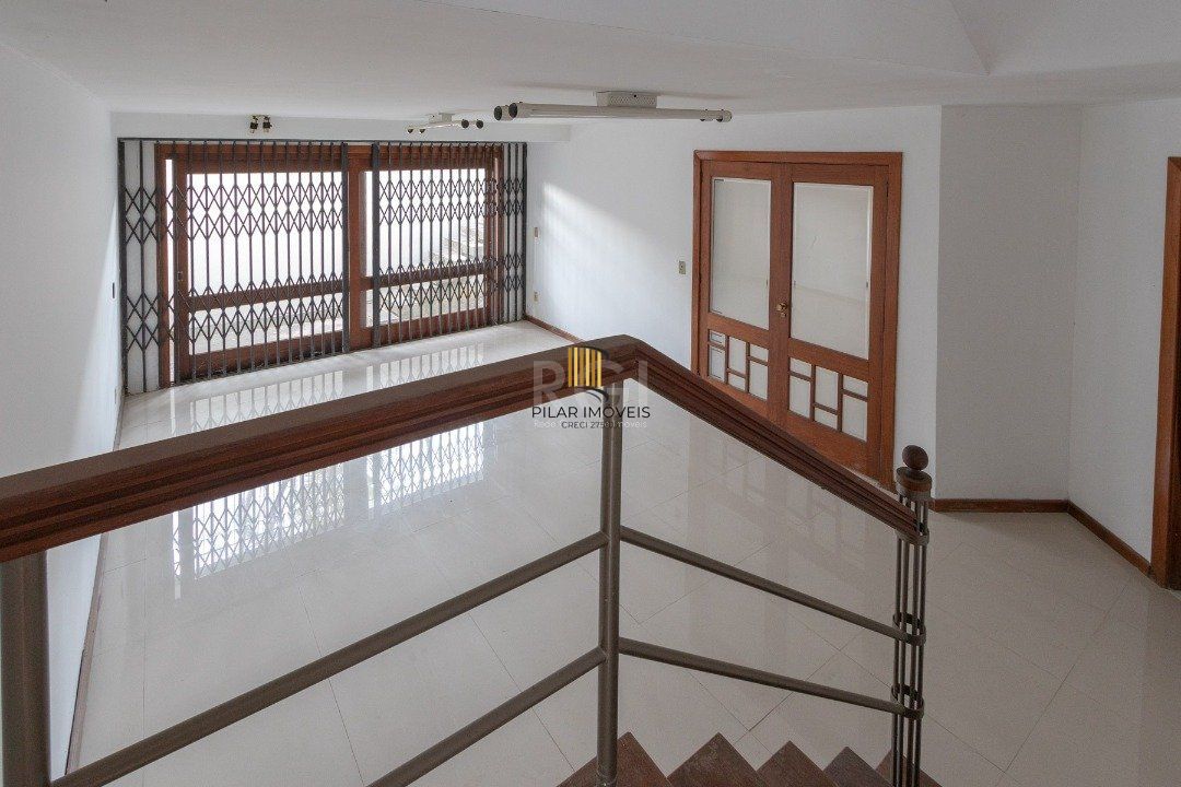 Casa para Venda - 558.14m², 4 dormitórios, sendo 4 suites, 6 vagas - Jardim Isabel