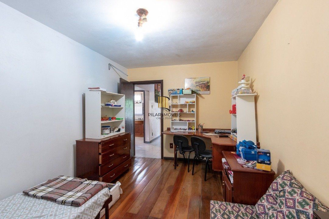 Casa para Venda - 200m², 3 dormitórios, sendo 1 suites, 1 vaga - Aberta dos Morros