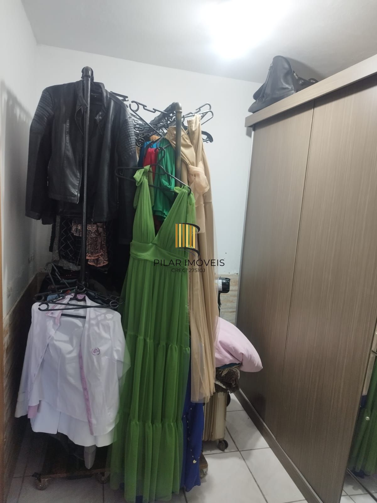 **Casa Residencial em Santa Tereza, Porto Alegre, RS - Oportunidade Única!**