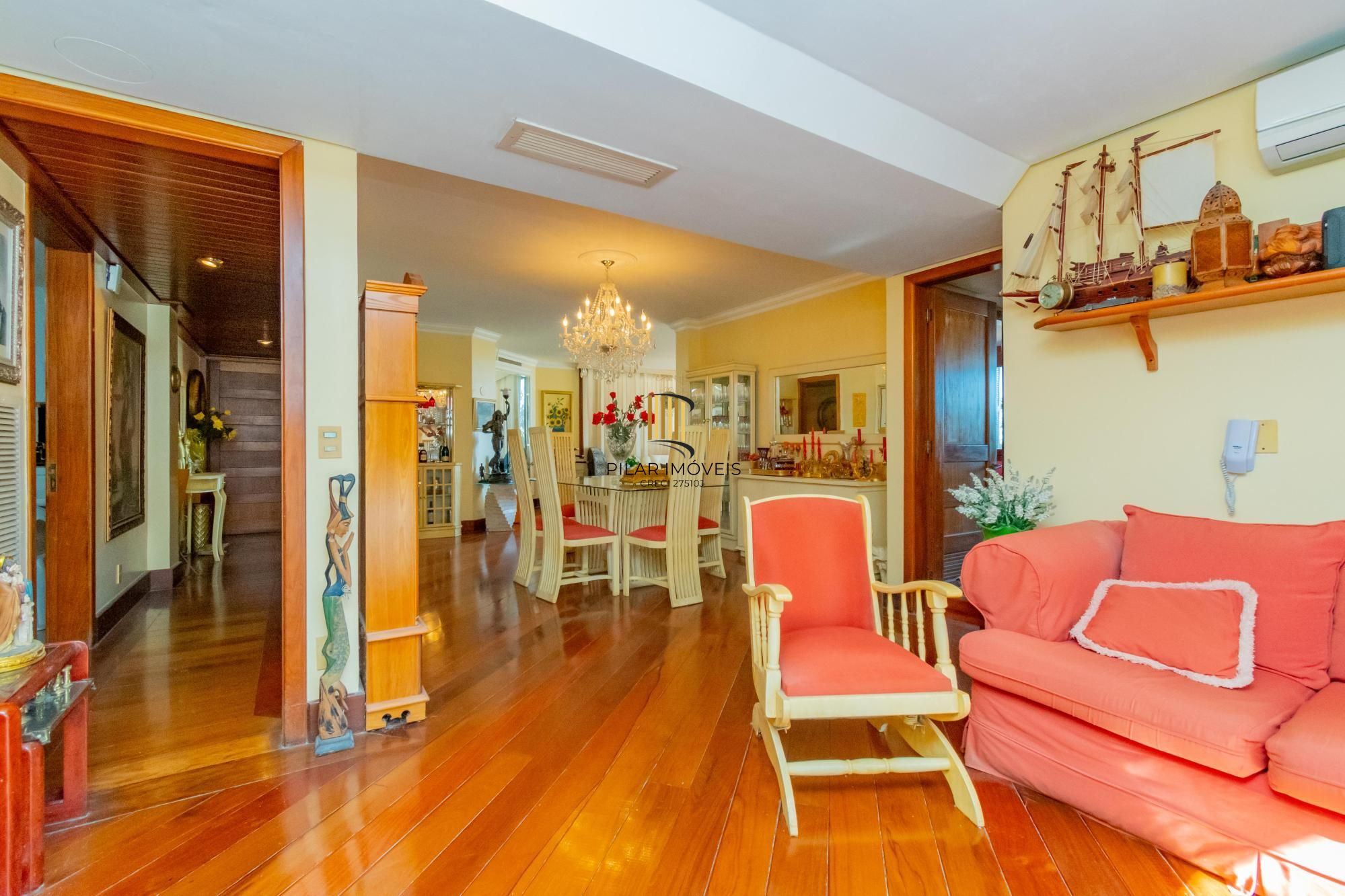 Cobertura horizontal, alto padrão, bairro Santa Tereza, 341m²  área privativa, 02 vagas garagem!