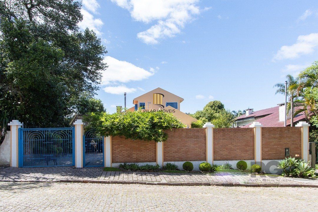 Casa 4 dormitórios no bairro Jardim Isabel