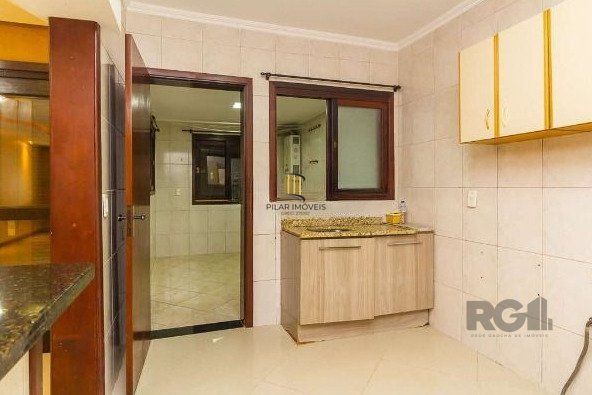 Casa para Venda - 167m², 3 dormitórios, sendo 1 suites, 7 vagas - Hípica