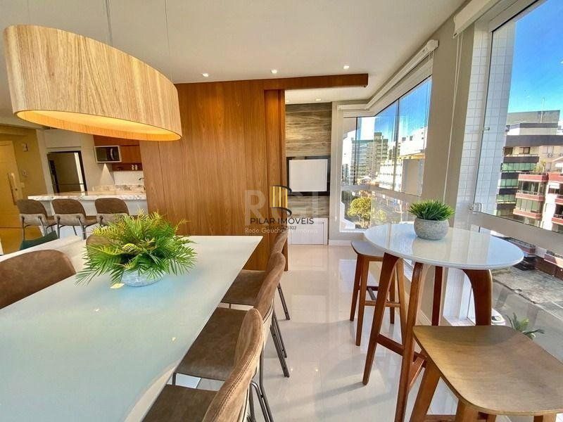 Apartamento 2 dormitórios no bairro Centro