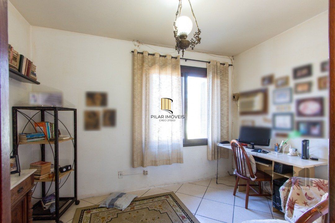 Casa de Condomínio 4 dormitórios no bairro Hípica