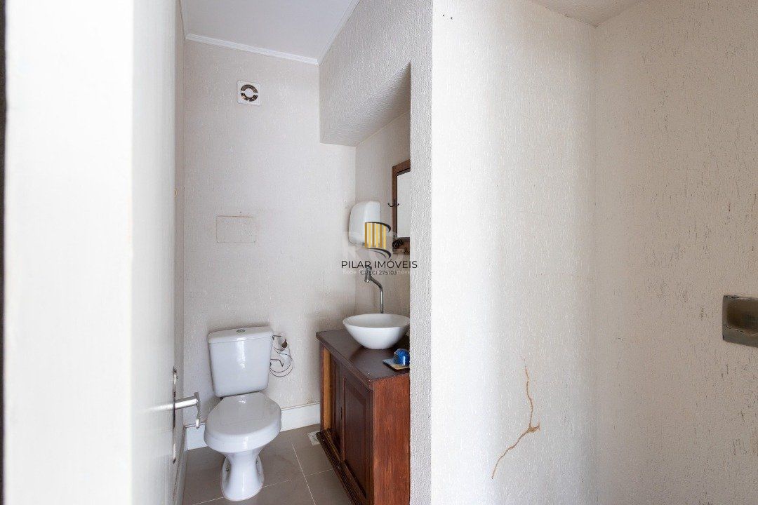 Predio para Venda - 215.37m², 0 dormitórios, Menino Deus