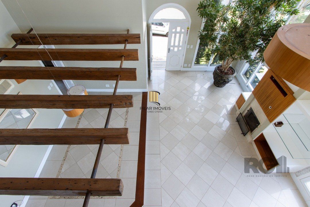 Casa de Condomínio 4 dormitórios no bairro Nonoai