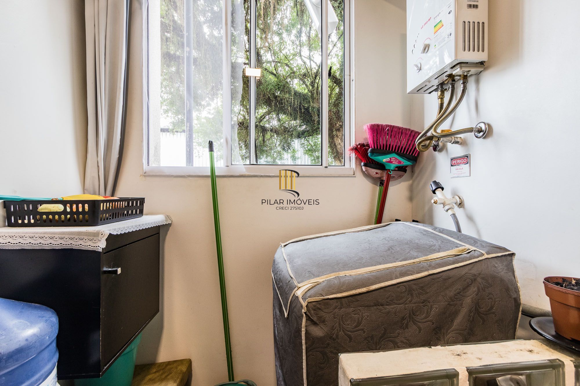 Apartamento 2 dormitórios no bairro Costa e Silva