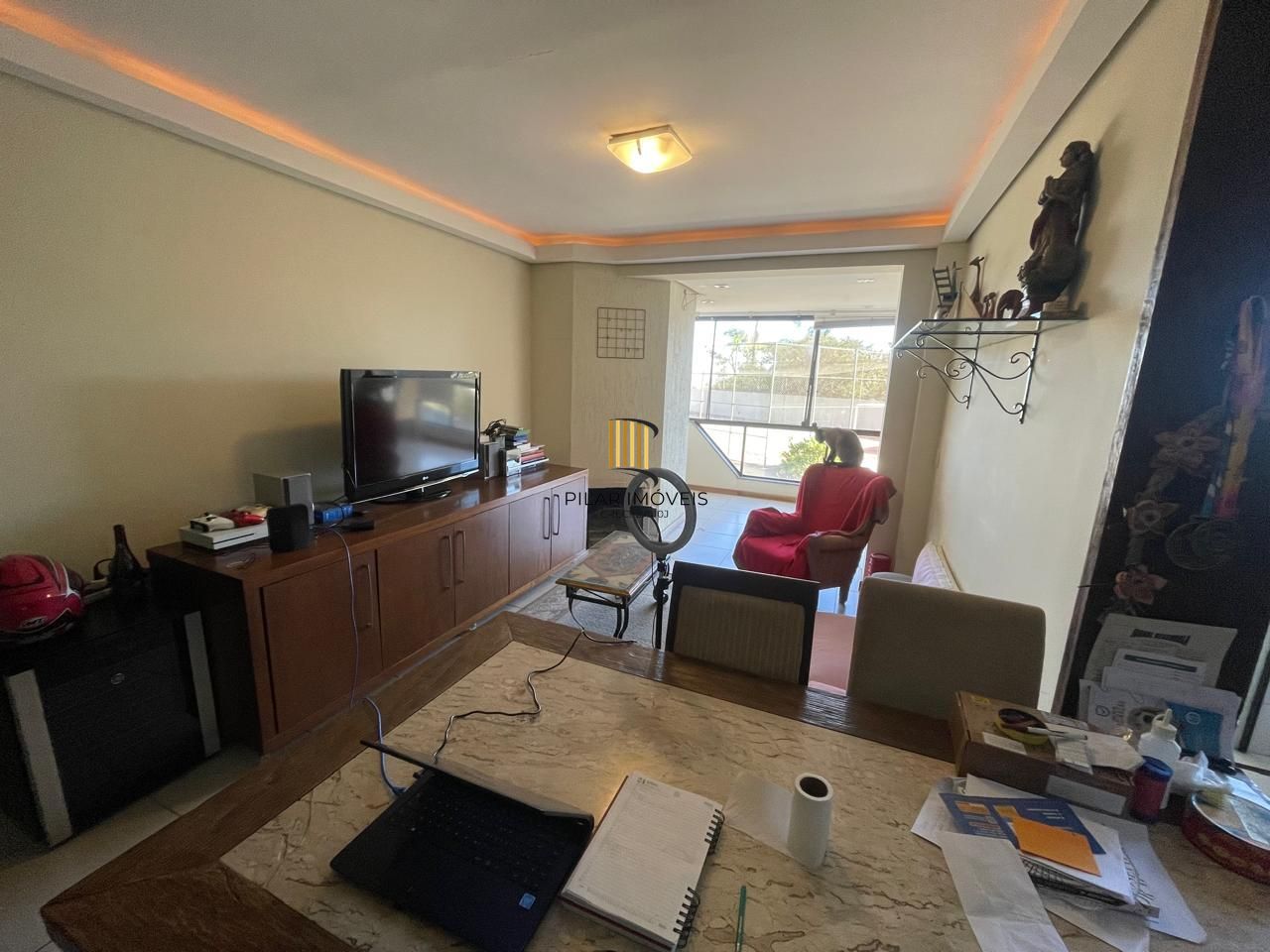 Apartamento bairro Tristeza, com 110 m² de área privativa, 03 dormitórios sendo 01 suíte e 02 vagas de garagem!