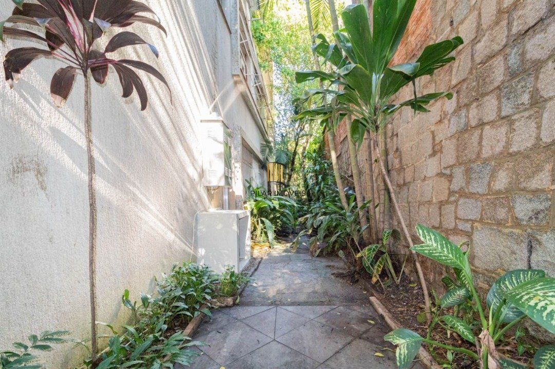 Apartamento garden, estilo casa, no coração do Moinhos de Vento