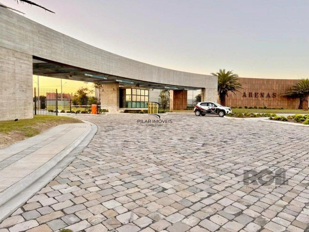 Lote ESPECIAL A VENDA com 300m² (12x25) frente leste junto a infraestrutura principal do condomínio. Pronto para construir com apenas 30% de entrada e saldo em até 24x com correção somente pelo INCC.