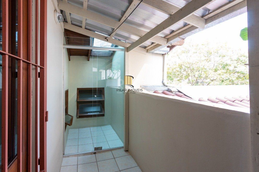 Predio para Venda - 215.37m², 0 dormitórios, Menino Deus