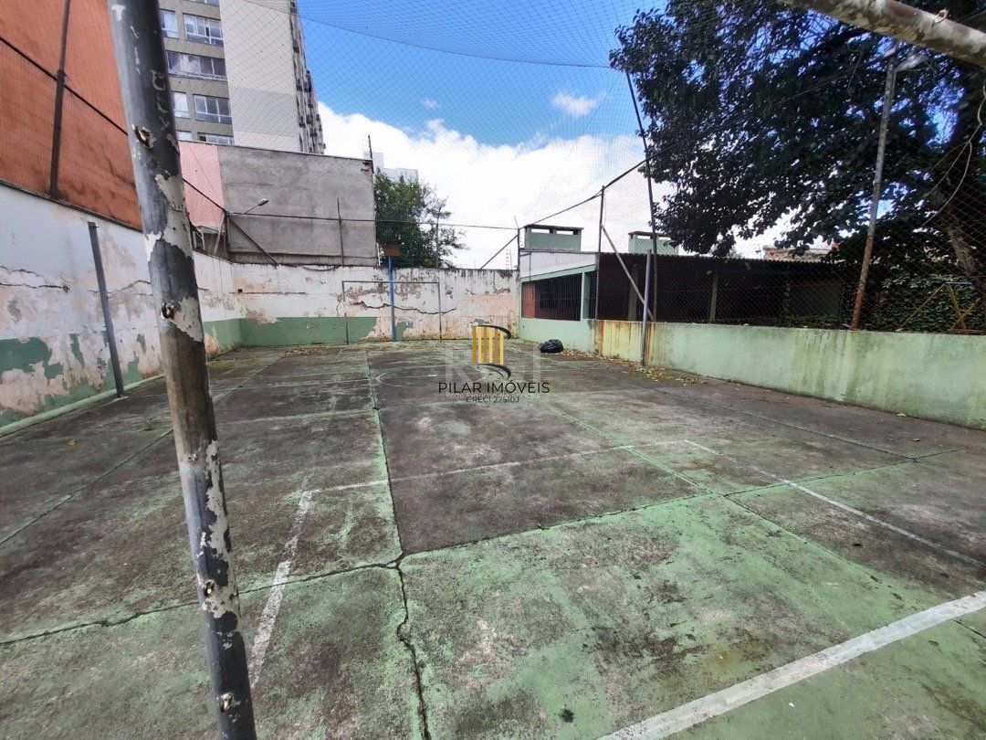 Apartamento à venda na rua Doutor Barcelos, no bairro Tristeza em Porto Alegre.