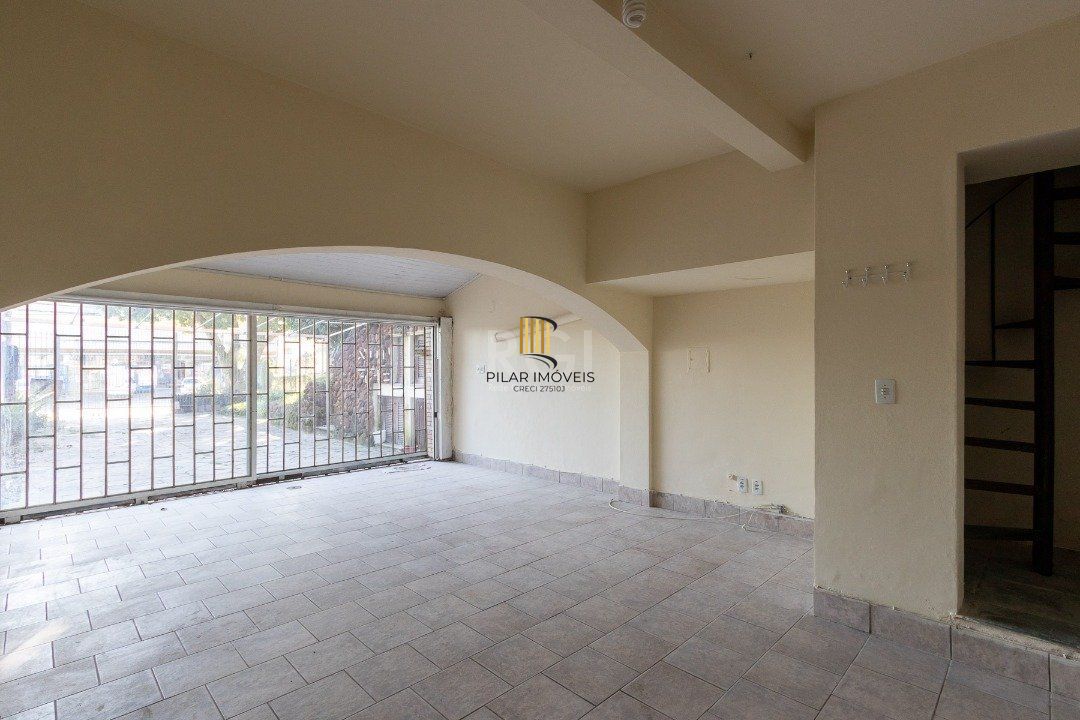 Casa para Venda - 280m², 3 dormitórios, sendo 1 suites, 2 vagas - Espirito Santo